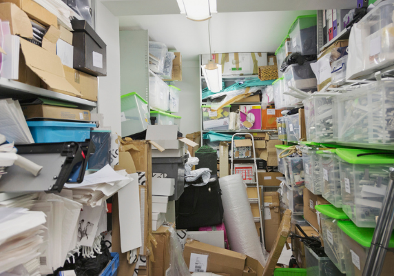 Cluttered Closet-600X400 Cluttered Closet-600X400